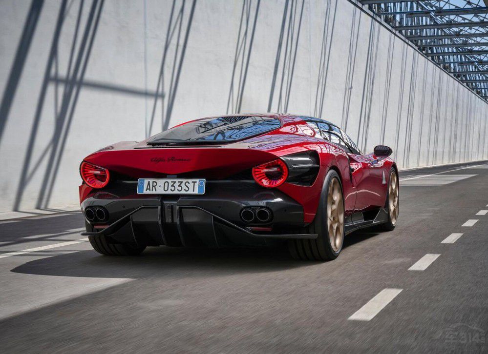 F(xin)(f)_ܚW33 Stradale