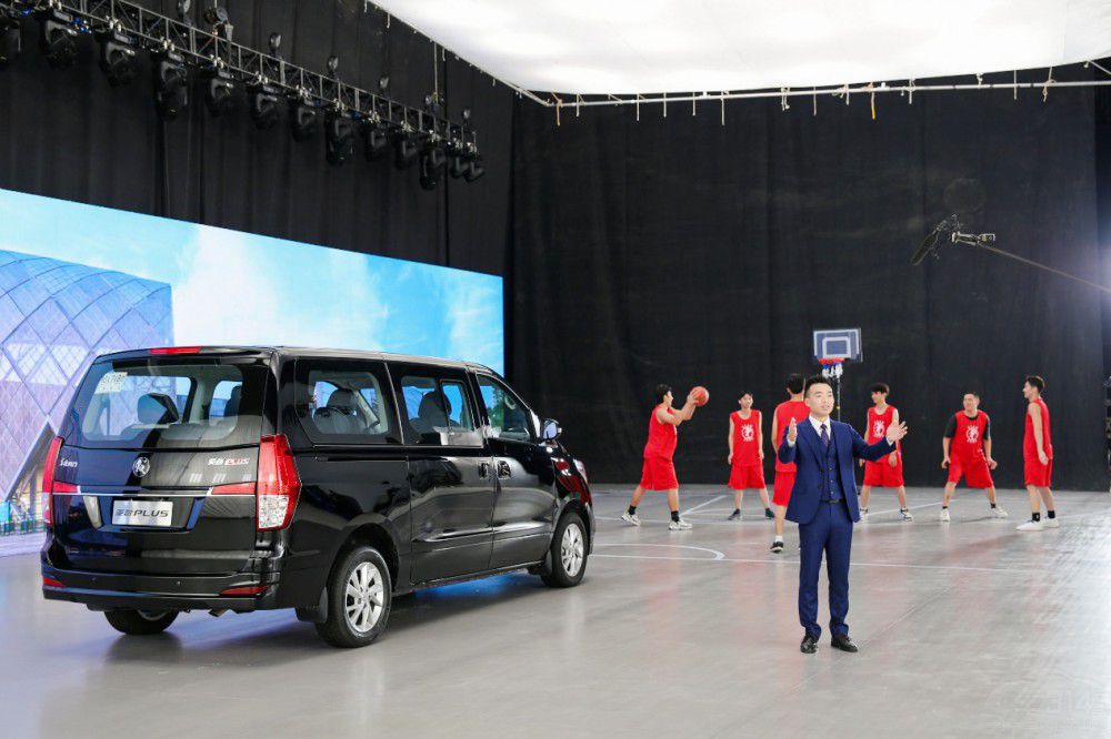 2024M5&PLUS (qing) 7.49fԪ