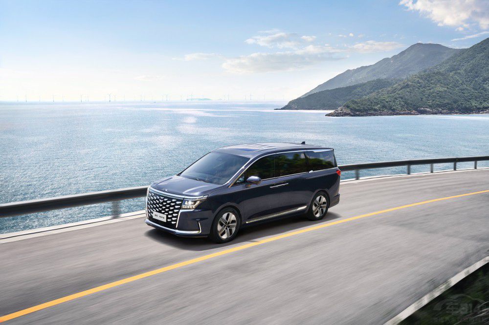 江淮瑞風(fēng)RF8廣州車展開啟預(yù)售 21.99萬起 江淮瑞風(fēng)RF8廣州車展開啟預(yù)售 21.99萬起