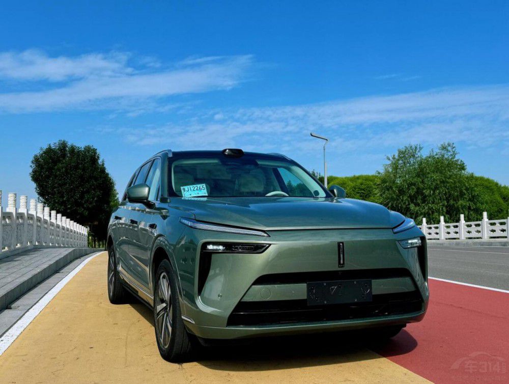 藍山智駕版 駕駛體驗很不錯 開著就是舒坦 藍山智駕版 駕駛體驗很不錯 開著就是舒坦