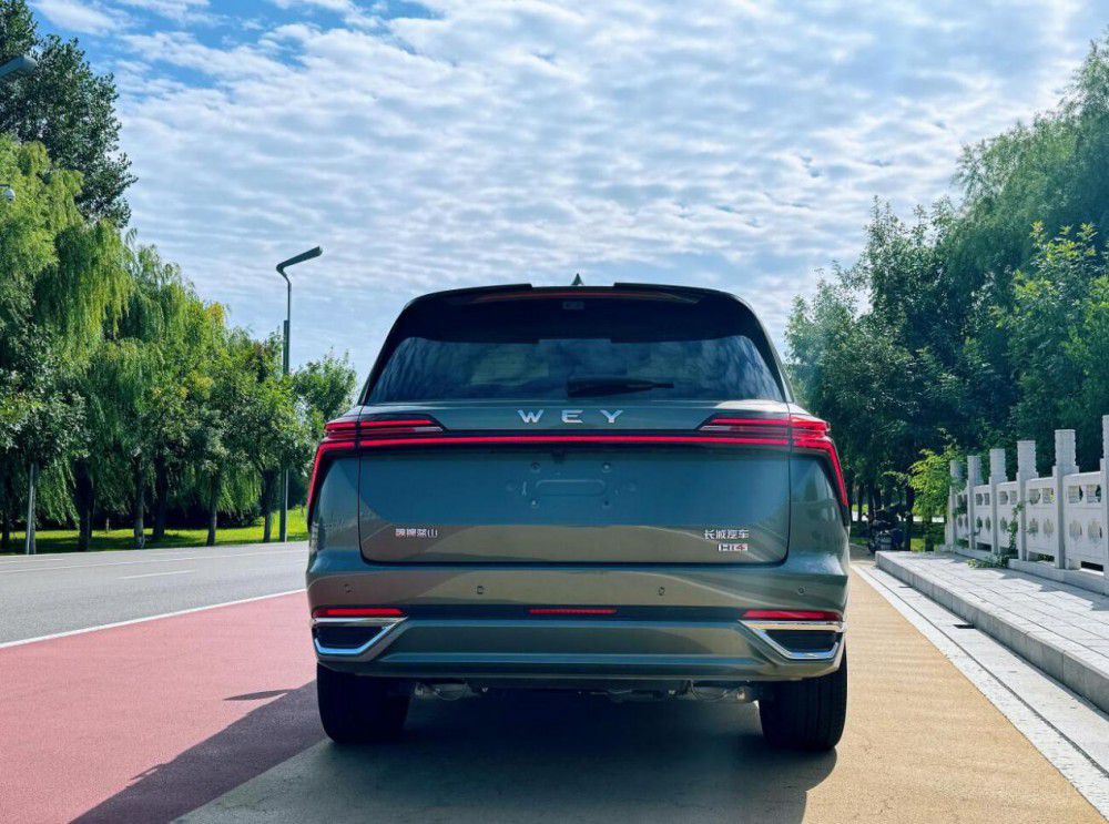 藍(lán)山智駕版 不得不說(shuō) 確實(shí)是個(gè)智能型好車(chē) 藍(lán)山智駕版 不得不說(shuō) 確實(shí)是個(gè)智能型好車(chē)