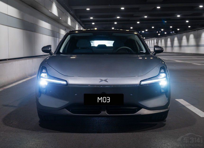 15萬購車預(yù)算  看看這三款高性價比的車子 15萬購車預(yù)算  看看這三款高性價比的車子