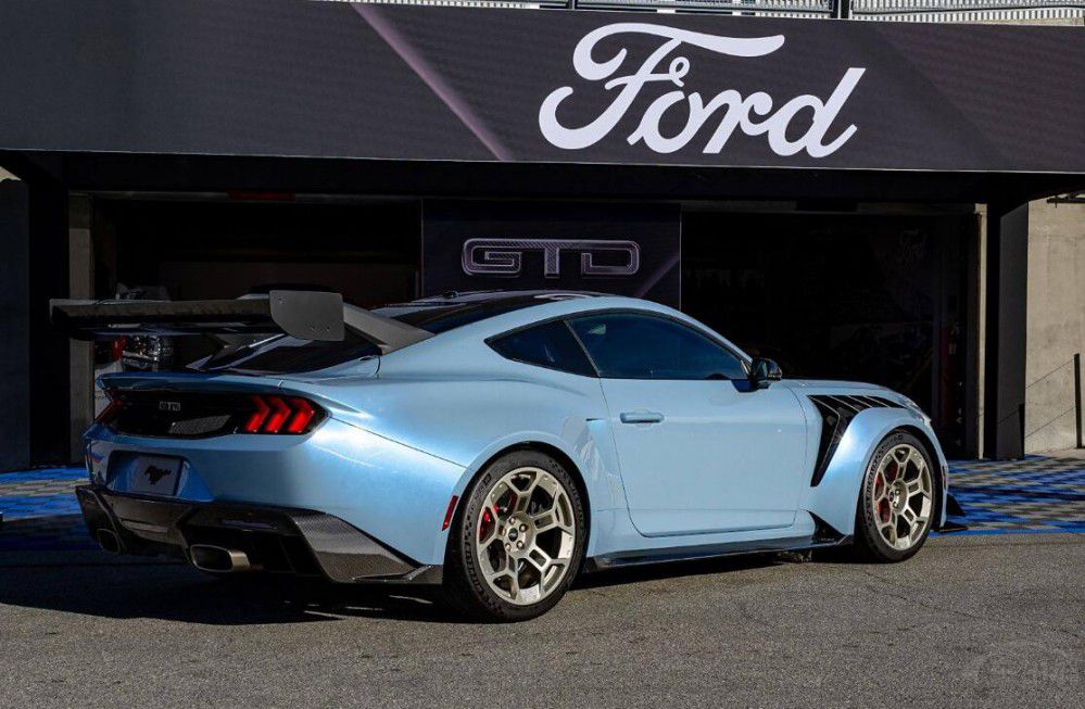 KOҰR  Mustang GTD 