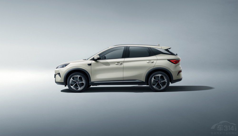 第二代元PLUS智駕版11.58萬(wàn)元起震撼上市 第二代元PLUS智駕版11.58萬(wàn)元起震撼上市