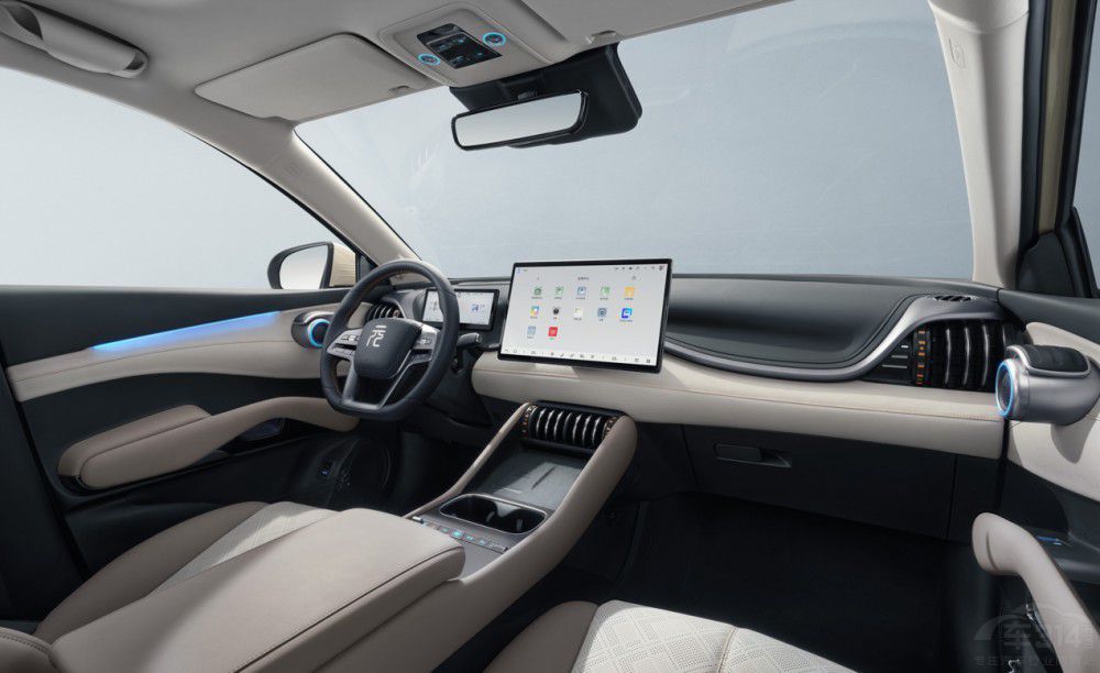 第二代元PLUS智駕版11.58萬(wàn)元起震撼上市 第二代元PLUS智駕版11.58萬(wàn)元起震撼上市