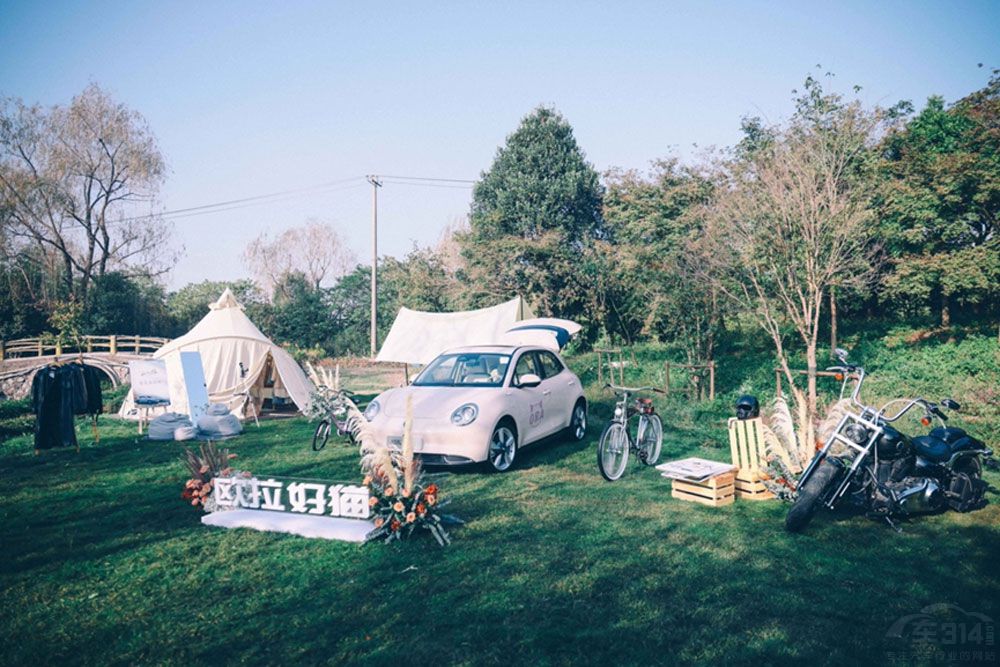 領(lǐng)跑純電汽車市場 歐拉撐起女人“半邊天” 領(lǐng)跑純電汽車市場 歐拉撐起女人“半邊天”