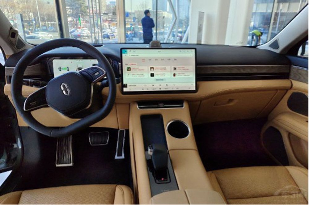 李想質(zhì)疑團(tuán)車網(wǎng)造車遭懟 李想質(zhì)疑團(tuán)車網(wǎng)造車遭懟