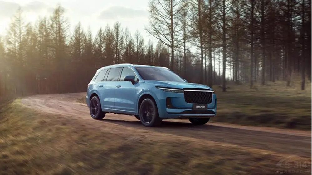 李想質(zhì)疑團(tuán)車網(wǎng)造車遭懟 李想質(zhì)疑團(tuán)車網(wǎng)造車遭懟