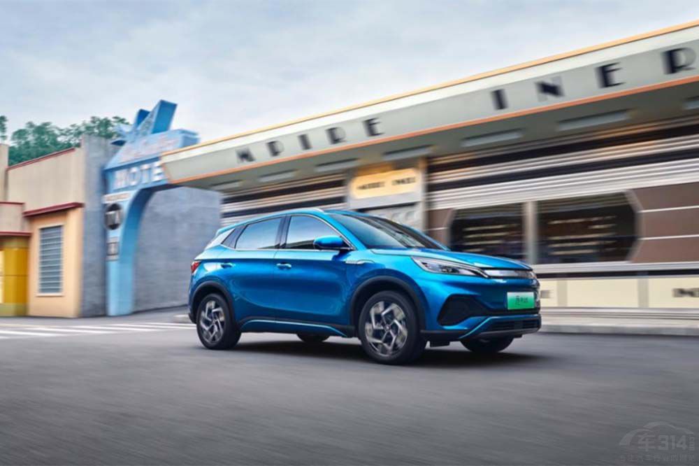 ȁԪPLUSһоͳˡЇġ