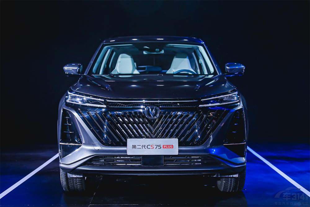 “明日座駕”登場(chǎng) 第二代CS75PLUS正式上市 “明日座駕”登場(chǎng) 第二代CS75PLUS正式上市