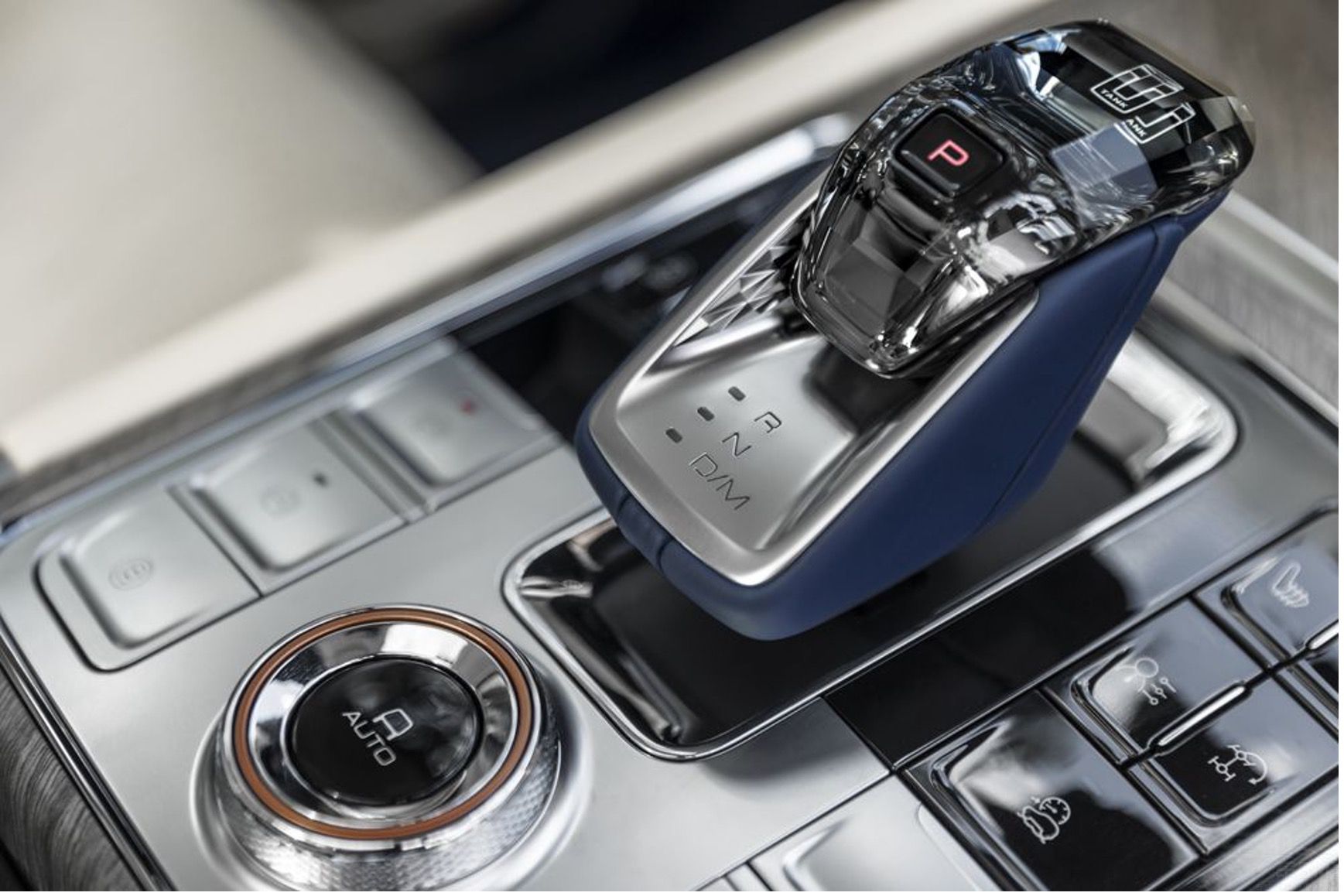 坦克500上市追捧度太高 是好事還是壞事 坦克500上市追捧度太高 是好事還是壞事