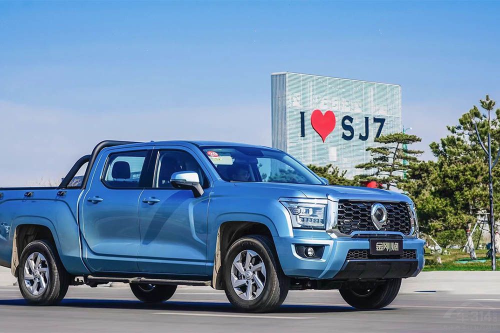 拉得動(dòng)經(jīng)濟(jì) 裝得下夢(mèng)想 金剛炮河北上市 拉得動(dòng)經(jīng)濟(jì) 裝得下夢(mèng)想 金剛炮河北上市