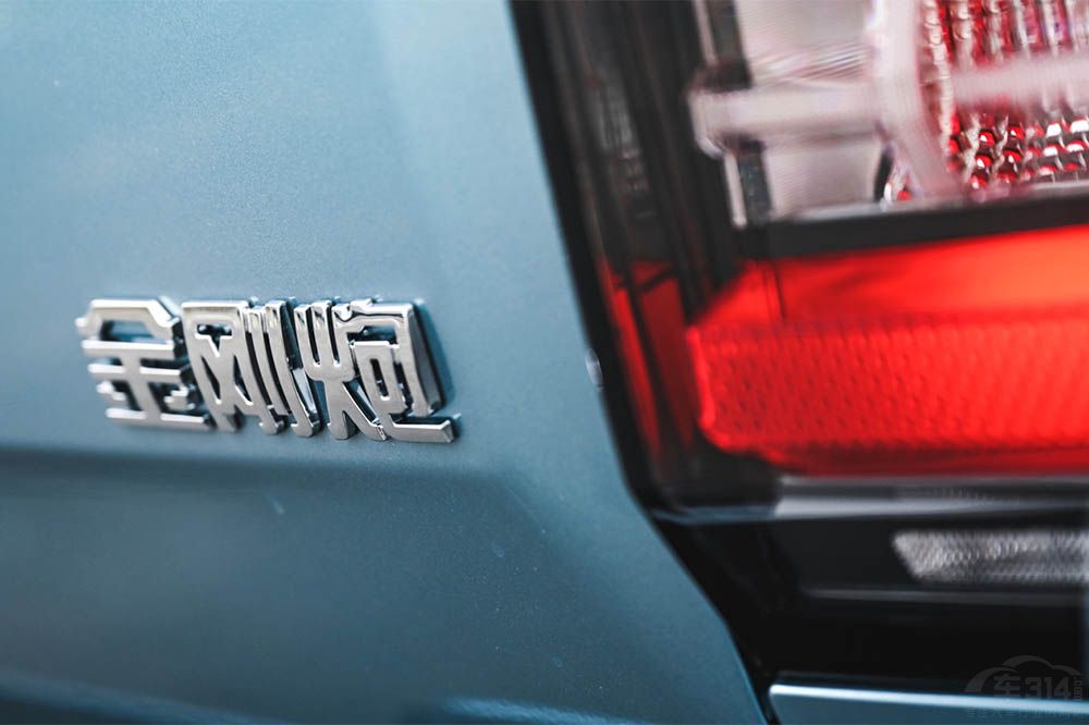 拉得動(dòng)經(jīng)濟(jì) 裝得下夢(mèng)想 金剛炮河北上市 拉得動(dòng)經(jīng)濟(jì) 裝得下夢(mèng)想 金剛炮河北上市