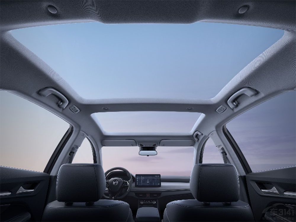 高配即標(biāo)配 全新威馬E.5將于4月15日上市 高配即標(biāo)配 全新威馬E.5將于4月15日上市