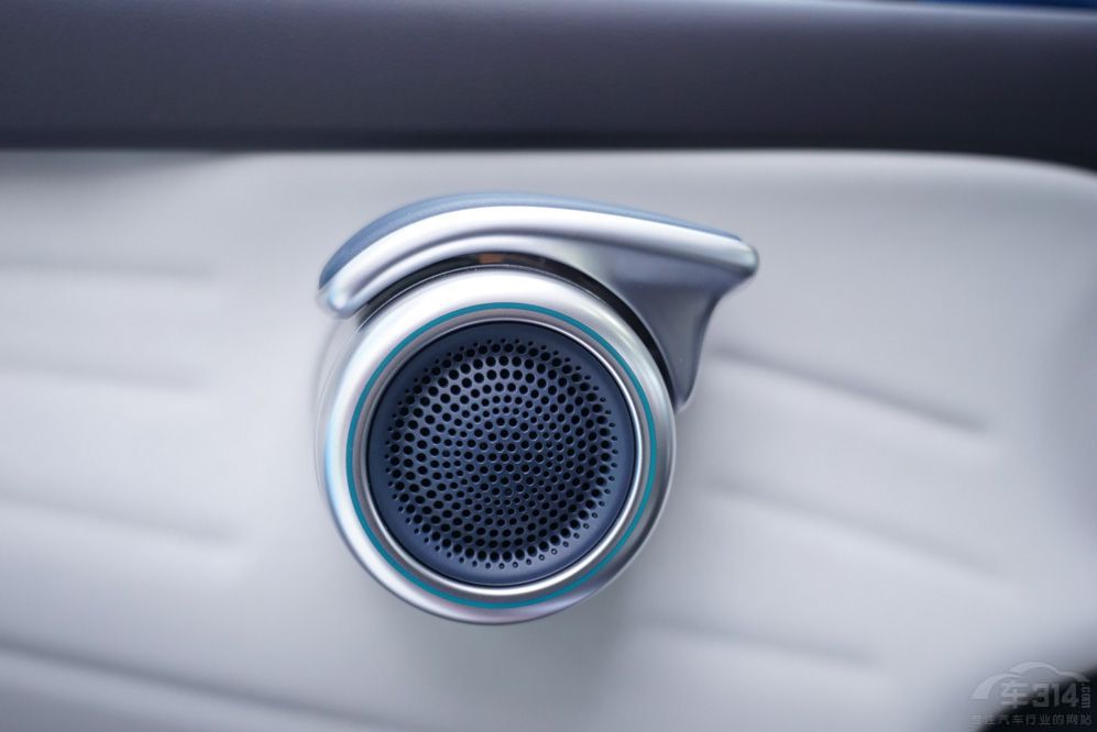 山城百人火鍋宴:元PLUS交車趴圓滿結(jié)束 山城百人火鍋宴:元PLUS交車趴圓滿結(jié)束