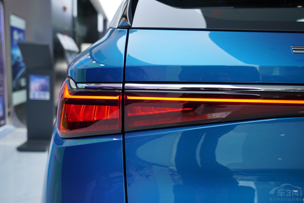 山城百人火鍋宴:元PLUS交車趴圓滿結(jié)束 山城百人火鍋宴:元PLUS交車趴圓滿結(jié)束