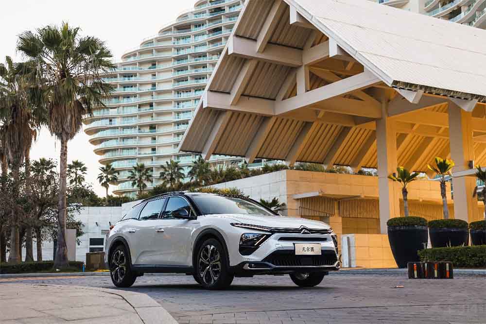 雪鐵龍凡爾賽C5 X三月零售再破4700臺! 雪鐵龍凡爾賽C5 X三月零售再破4700臺!