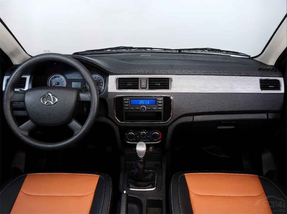 售價(jià)6.09-6.39萬元長安凱程F300躍級(jí)上市 售價(jià)6.09-6.39萬元長安凱程F300躍級(jí)上市