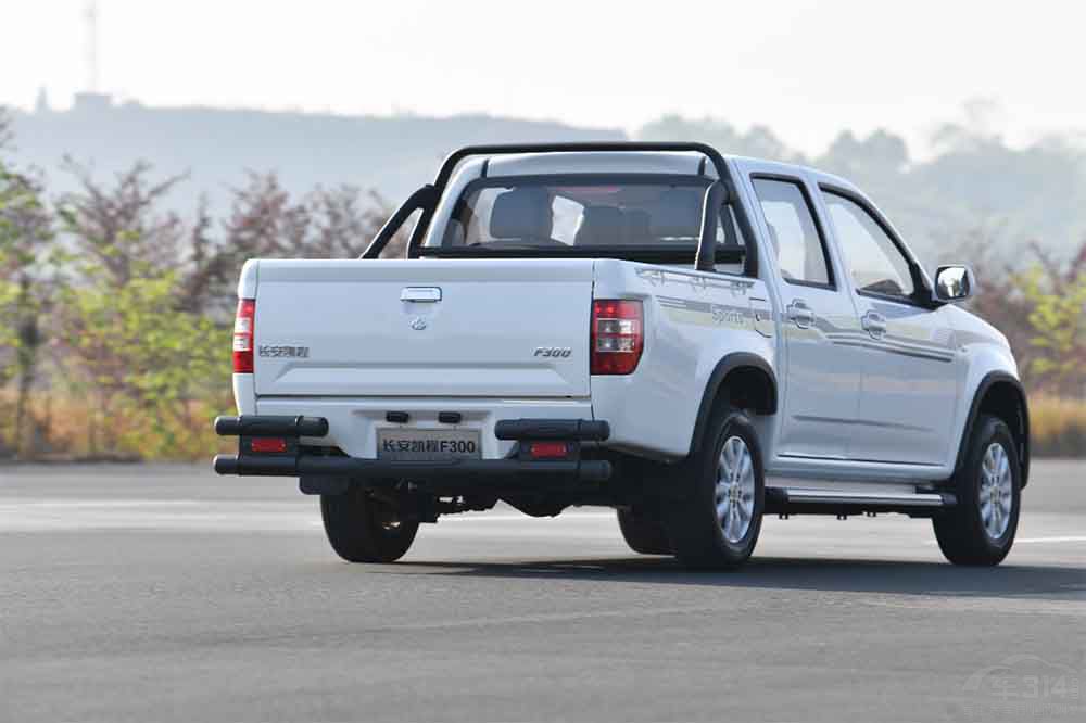 售價(jià)6.09-6.39萬元長安凱程F300躍級(jí)上市 售價(jià)6.09-6.39萬元長安凱程F300躍級(jí)上市