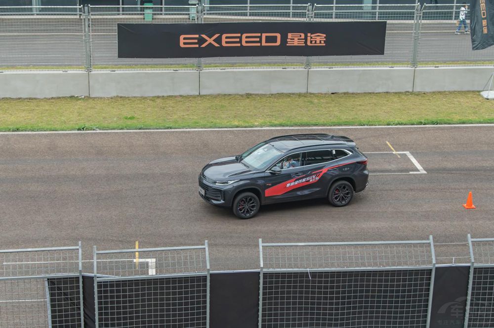 “賽道級性能SUV”星途凌云S連創(chuàng)高能表現 “賽道級性能SUV”星途凌云S連創(chuàng)高能表現