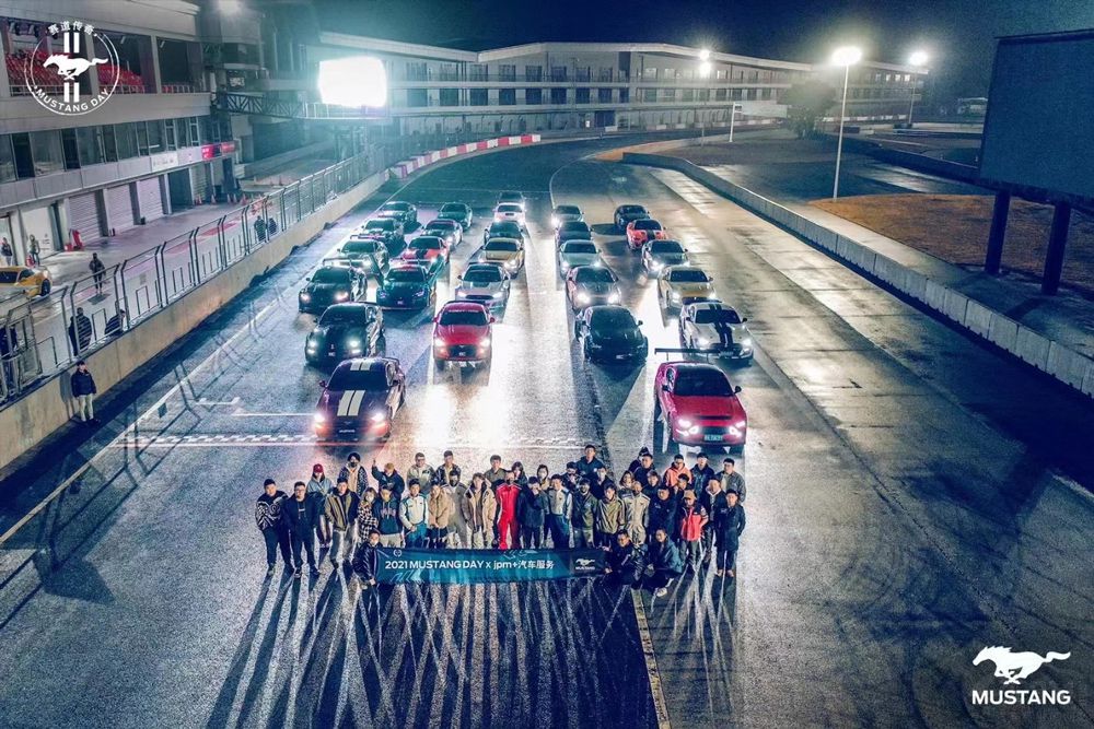 MustangBm(x)pT܇N܊