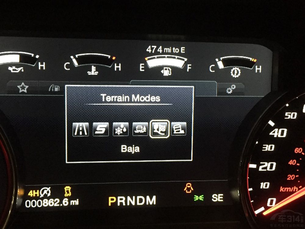 性能野獸的越野 福特F-150猛禽與巴哈1000 性能野獸的越野 福特F-150猛禽與巴哈1000