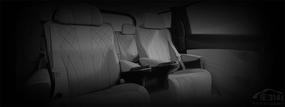 顛覆時(shí)代的智慧大空間 騰勢(shì)D9預(yù)告圖發(fā)布 顛覆時(shí)代的智慧大空間 騰勢(shì)D9預(yù)告圖發(fā)布