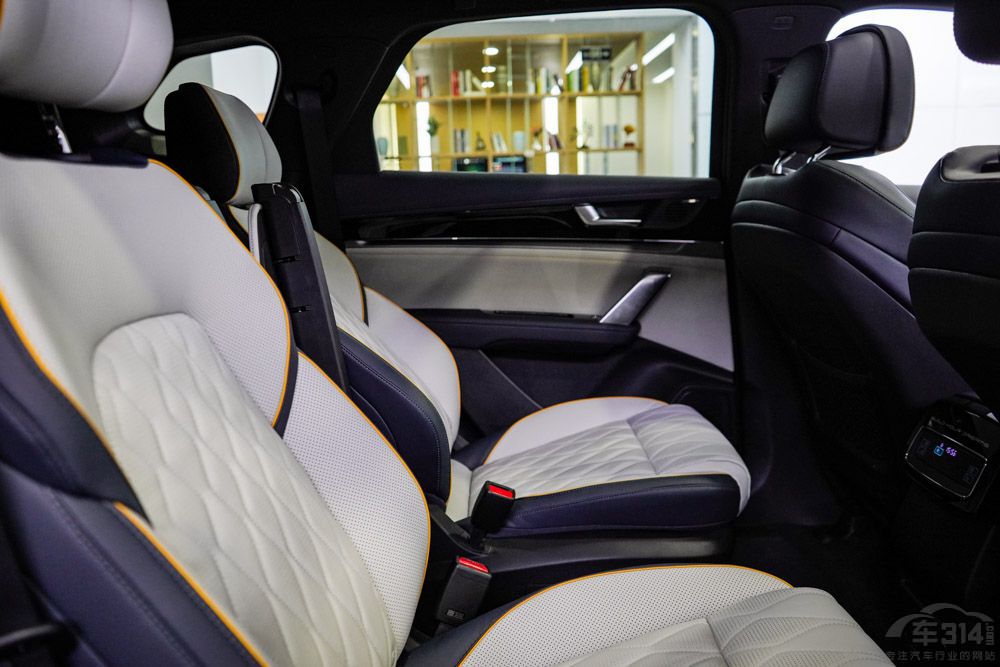 一汽豐田bZ4X對(duì)唐新能源EV 誰(shuí)更值得買 一汽豐田bZ4X對(duì)唐新能源EV 誰(shuí)更值得買