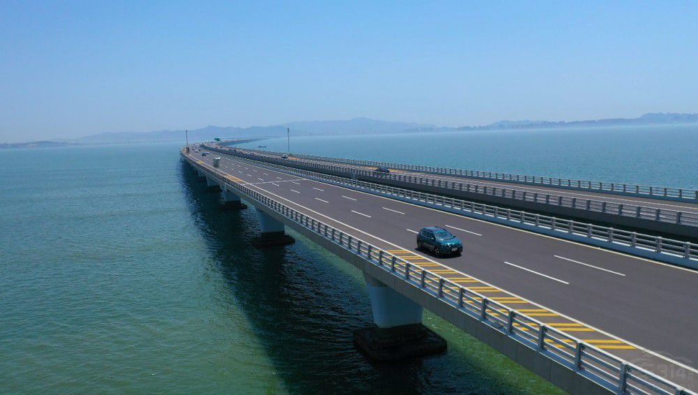 ԒѩF܇ 320f(sh)ֱĹ