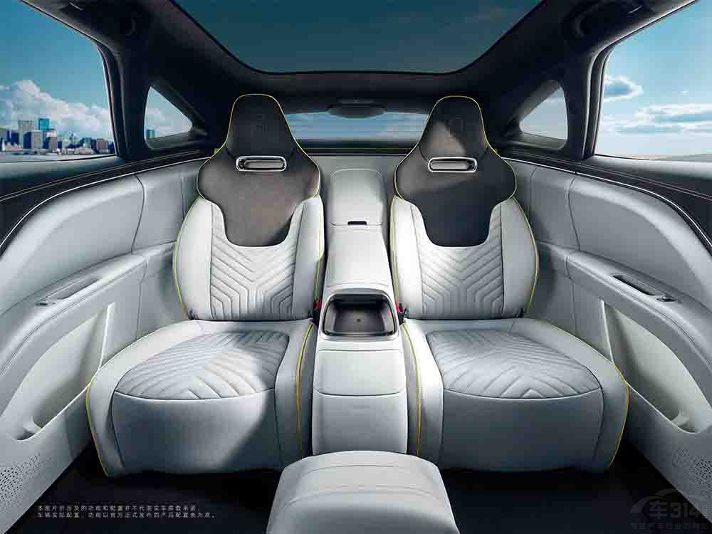 環(huán)擁式感應(yīng)座艙520亮相 阿維塔11開啟預(yù)訂 環(huán)擁式感應(yīng)座艙520亮相 阿維塔11開啟預(yù)訂