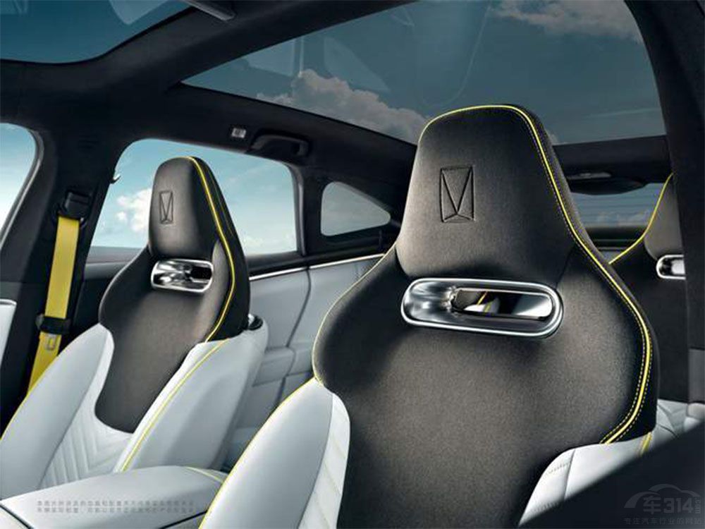 環(huán)擁式感應(yīng)座艙520亮相 阿維塔11開啟預(yù)訂 環(huán)擁式感應(yīng)座艙520亮相 阿維塔11開啟預(yù)訂