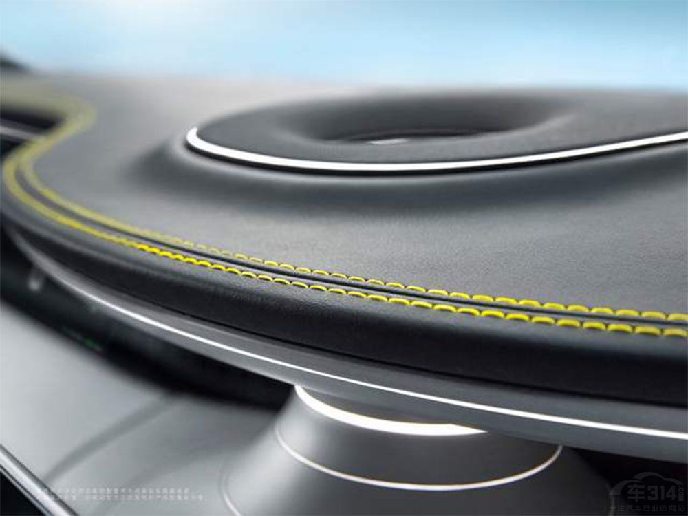 環(huán)擁式感應(yīng)座艙520亮相 阿維塔11開啟預(yù)訂 環(huán)擁式感應(yīng)座艙520亮相 阿維塔11開啟預(yù)訂