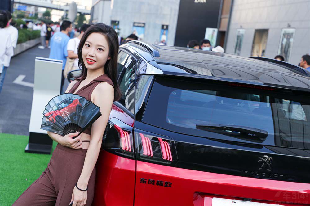 夏至音樂日武漢站激情開唱 神龍汽車助力 夏至音樂日武漢站激情開唱 神龍汽車助力