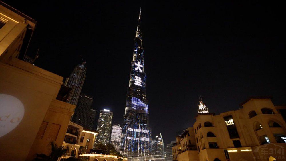 點亮迪拜哈利法塔 捷途的國際化布局之路 點亮迪拜哈利法塔 捷途的國際化布局之路