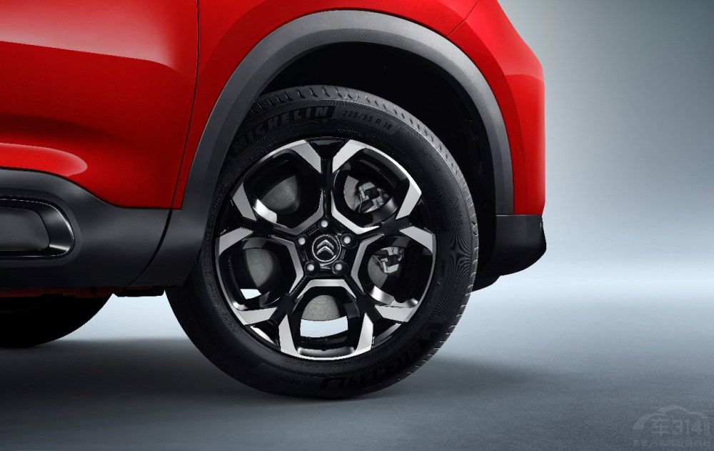 “逸”名驚人 天逸BEYOND7月14日預(yù)售發(fā)布 “逸”名驚人 天逸BEYOND7月14日預(yù)售發(fā)布