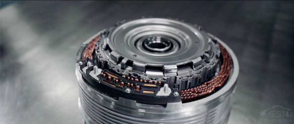 走進(jìn)藍(lán)鯨iDD技術(shù)實(shí)驗(yàn)室感受科技長(zhǎng)安魅力 走進(jìn)藍(lán)鯨iDD技術(shù)實(shí)驗(yàn)室感受科技長(zhǎng)安魅力