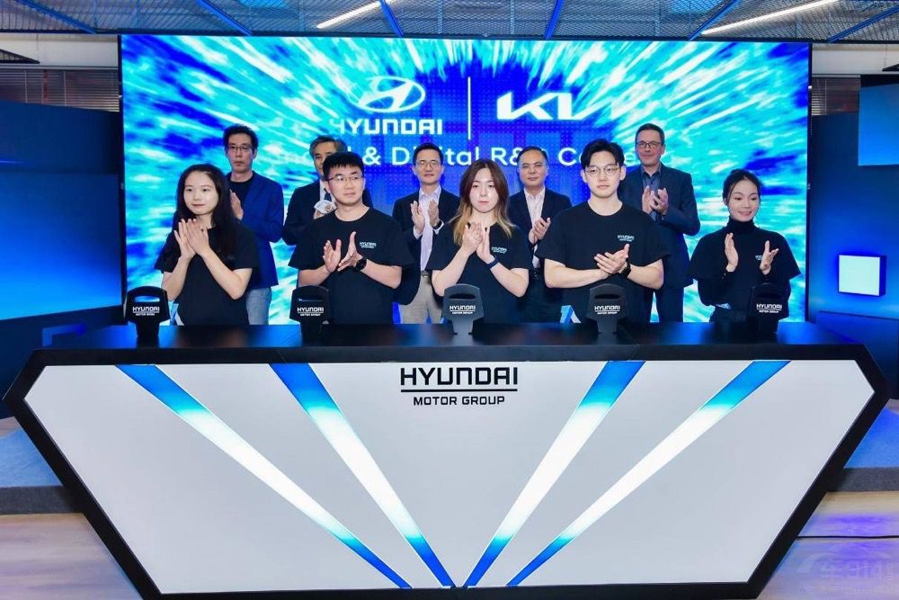 北京現(xiàn)代20周年紀(jì)念版車型安全再升級! 北京現(xiàn)代20周年紀(jì)念版車型安全再升級!