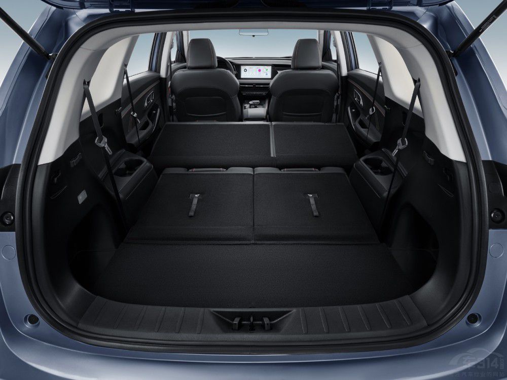 歐尚X7PLUS7座版正式上市 10.69萬(wàn)元起售 歐尚X7PLUS7座版正式上市 10.69萬(wàn)元起售