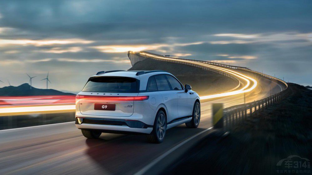 λȫSUV СiG9(ni)װl(f)