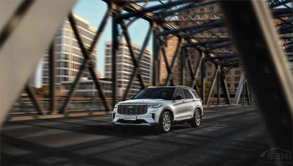 30.98萬起 陸上游艇全新福特探險者啟航 30.98萬起 陸上游艇全新福特探險者啟航