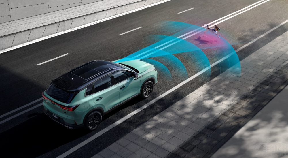 風(fēng)神皓極正式上市 新車敢創(chuàng)版售價14.69萬 風(fēng)神皓極正式上市 新車敢創(chuàng)版售價14.69萬