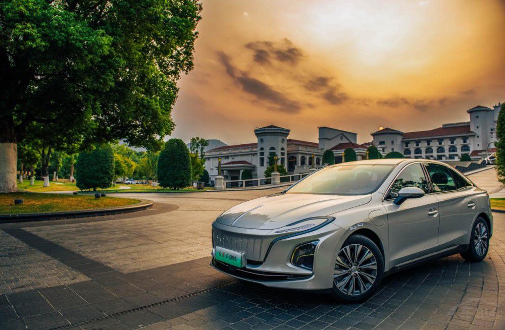 紅旗E-QM5 PLUS西區(qū)上市發(fā)布會(huì)成功舉辦 紅旗E-QM5 PLUS西區(qū)上市發(fā)布會(huì)成功舉辦