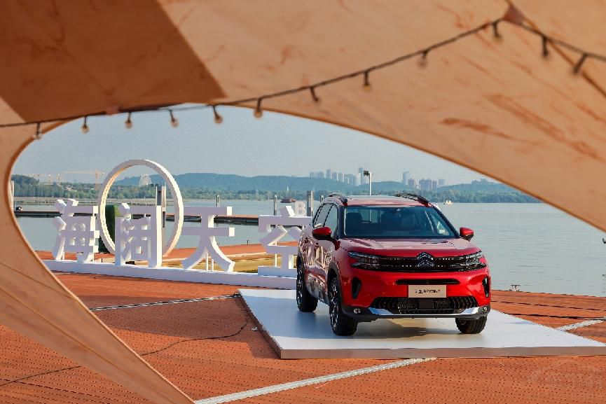 持續(xù)向好 神龍汽車年累計(jì)銷量超越2021年 持續(xù)向好 神龍汽車年累計(jì)銷量超越2021年