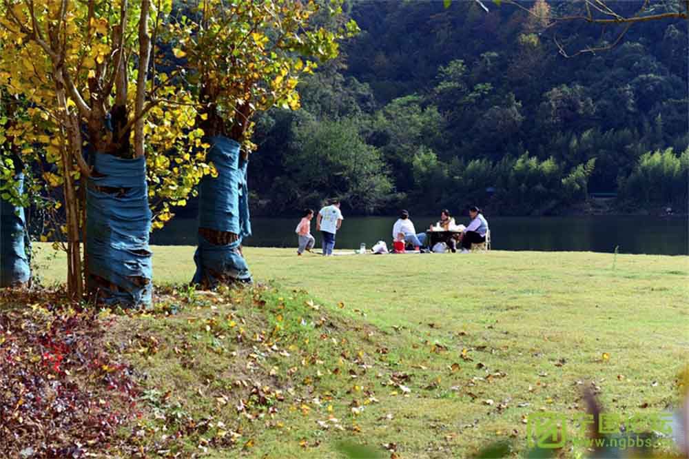 國(guó)道G318紀(jì)錄電影三部曲項(xiàng)目策劃會(huì)舉行 國(guó)道G318紀(jì)錄電影三部曲項(xiàng)目策劃會(huì)舉行