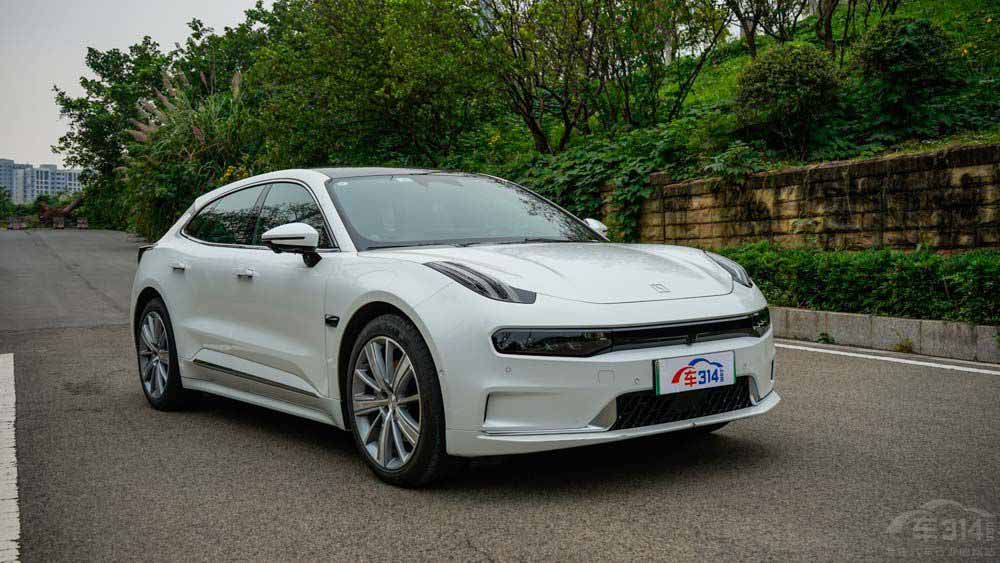 吉利10月新能源銷(xiāo)量同比大漲 極氪首破萬(wàn) 吉利10月新能源銷(xiāo)量同比大漲 極氪首破萬(wàn)