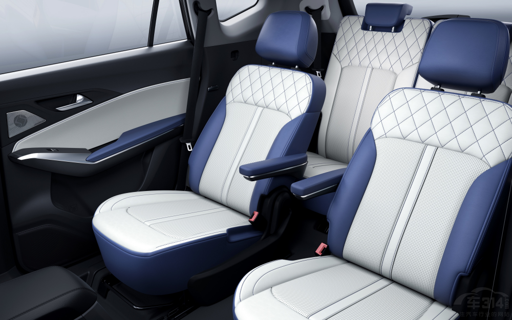 為中國(guó)大家庭量身打造 思皓X8 PLUS上市 為中國(guó)大家庭量身打造 思皓X8 PLUS上市