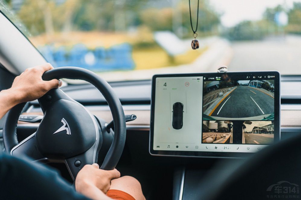 萬元“國(guó)補(bǔ)”倒計(jì)時(shí) 特斯拉購(gòu)車福利再加磅 萬元“國(guó)補(bǔ)”倒計(jì)時(shí) 特斯拉購(gòu)車福利再加磅