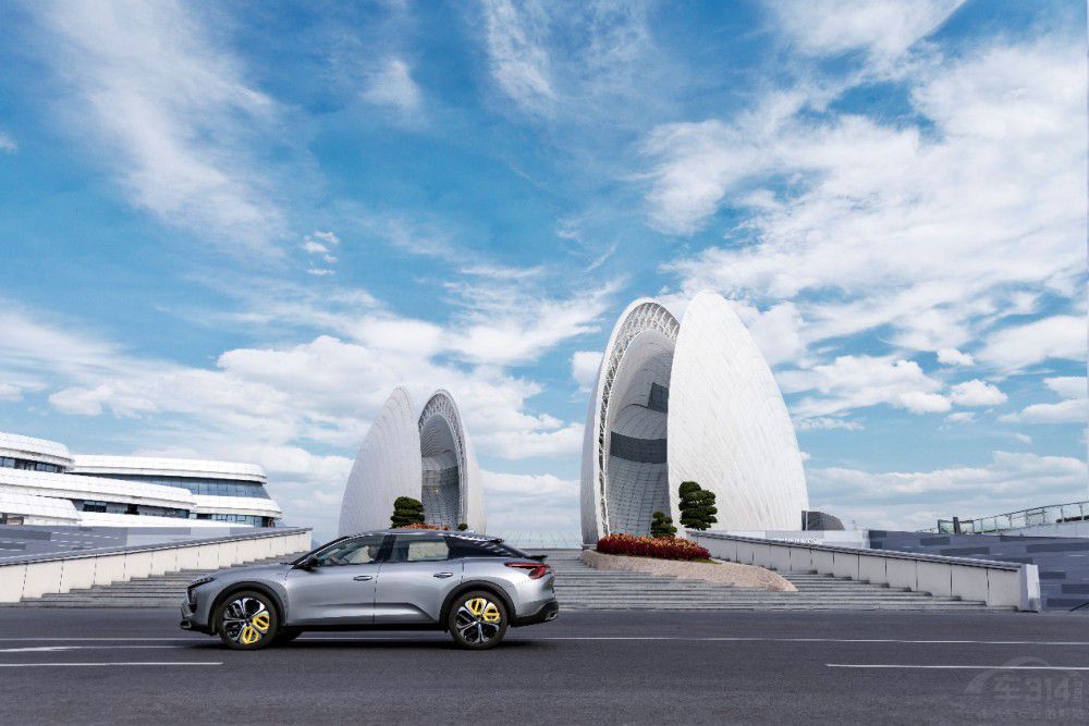 凡爾賽C5 X獲“領(lǐng)跑者”認(rèn)證 領(lǐng)先國家標(biāo)準(zhǔn) 凡爾賽C5 X獲“領(lǐng)跑者”認(rèn)證 領(lǐng)先國家標(biāo)準(zhǔn)