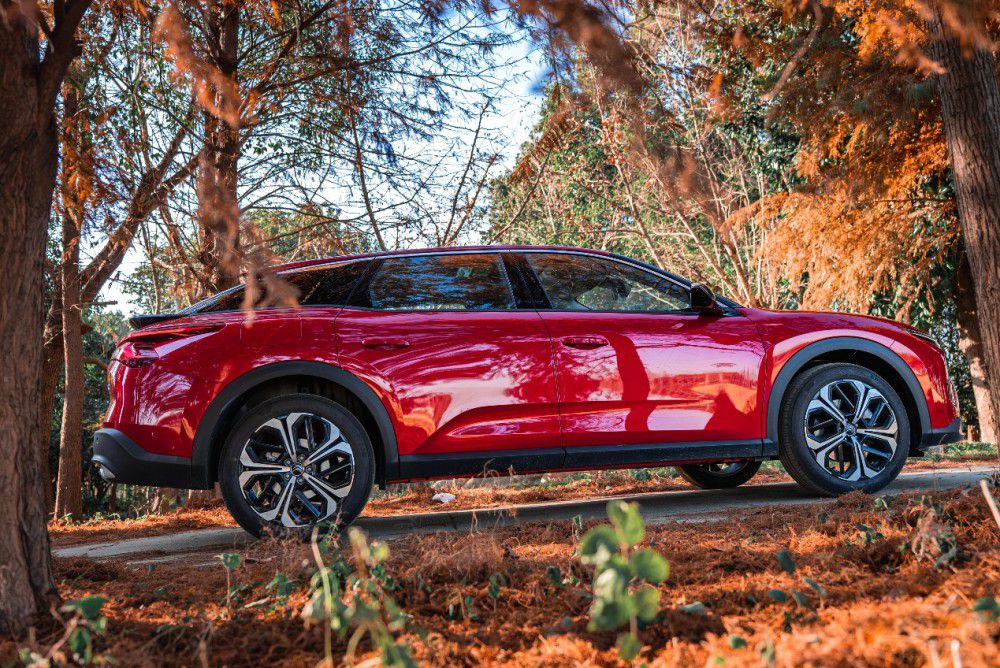 凡爾賽C5 X 48小時(shí)免費(fèi)試用解鎖圣誕出行 凡爾賽C5 X 48小時(shí)免費(fèi)試用解鎖圣誕出行