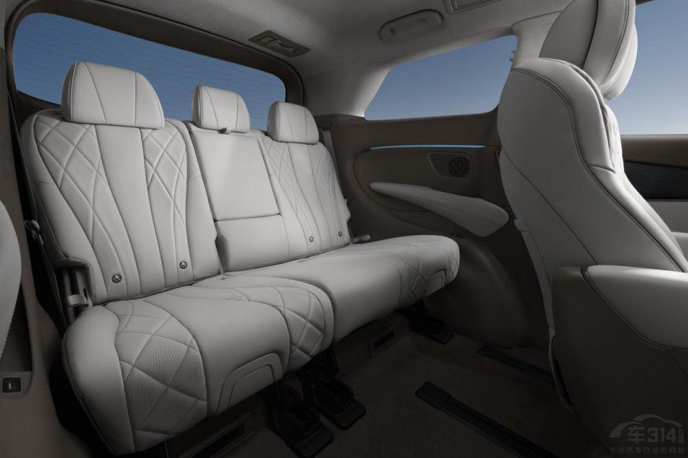 1月銷量達6439臺 大七座MPV騰勢D9解析 1月銷量達6439臺 大七座MPV騰勢D9解析